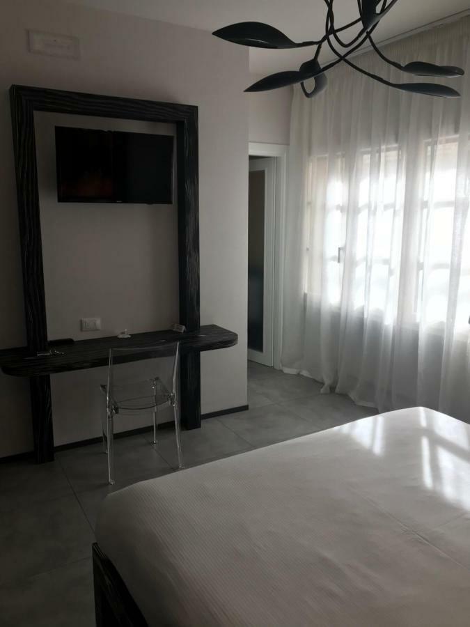 B&B Via Roma 25 Αρέτσο Εξωτερικό φωτογραφία